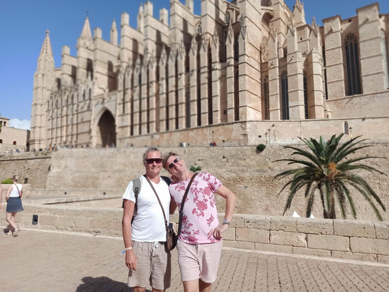 Christophe et Rupert Mas des Romarins chambres d'hôtes de qualité FAYENCE Var Provence